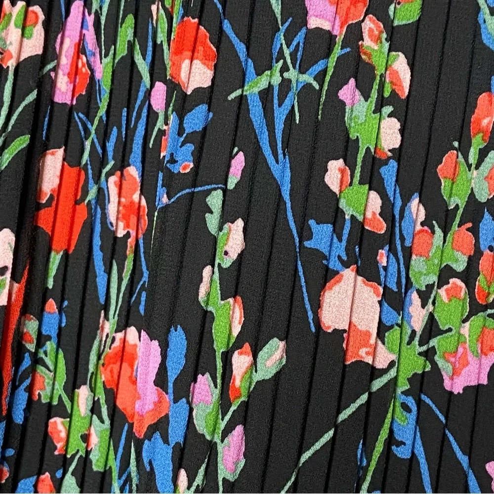 NWT Zara The Annie Dress Floral Pleated Dress Sz M - Picture 13 of 16